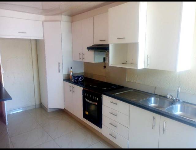 3 BEDROOM PROPERTY TO RENT IN GLEN RIDGE